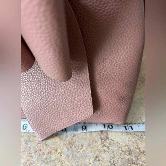 Crossi Dusty Rose Vegan Pebbled Leather Like new condition - Picture 10 of 12